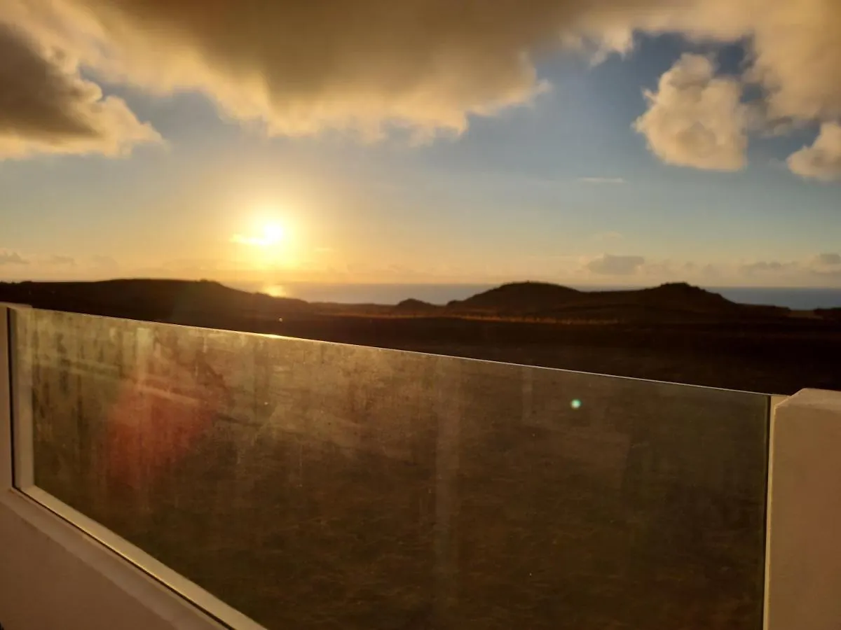 Lanzarote Ocean Loft A Apartment Tinajo
